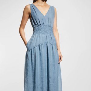 NWOT! Vince - Sleeveless V-Neck Smocked Ruched Midi Dress Pockets in Blue